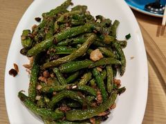 -渝信川菜 · 川味家常菜(财富购物中心店)