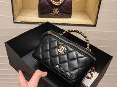 -CHANEL(恒隆广场店)