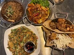 鱿鱼炒五花肉-富乐满韩国正宗炸鸡韩国料理(虹泉路店)