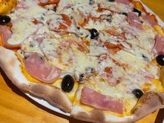 -JINNS锦时 steak&pizza(浸信会礼拜堂旧址店)