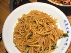 -吃饭皇帝大土家民族菜(正大广场店)