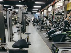 -星动力健身俱乐部(新塘店)