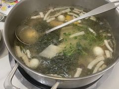 -喃喃椰·糟粕醋·椰子鸡火锅(七堡花园店)