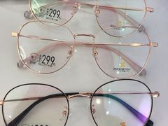 -肆兮眼镜·蔡司·徕卡战略合作店(大坪店)