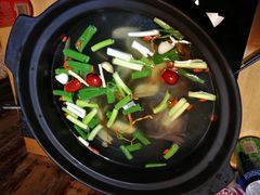 -陆记牛庄·碳锅龙虾烧烤(爱上花园店)