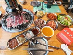 -唯成•韩国炭火烤肉 유성고기