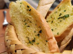 -Golden Lily河内巴黎法越料理餐厅(建国西路店)