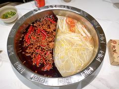 -朱氏胖子烂火锅(洪崖洞店)