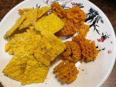 -超越炭火牛蛙火锅鸡(河东店)