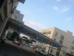 -上海外高桥汽车交易市场