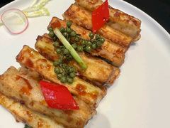 -铜锣湾·有麝自然香(渝北财富中心店)