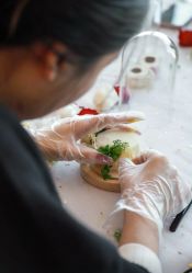 -圣贝拉母婴护理中心(深圳莱佛士店)
