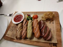 -马克西姆俄罗斯餐厅(通亚街店)