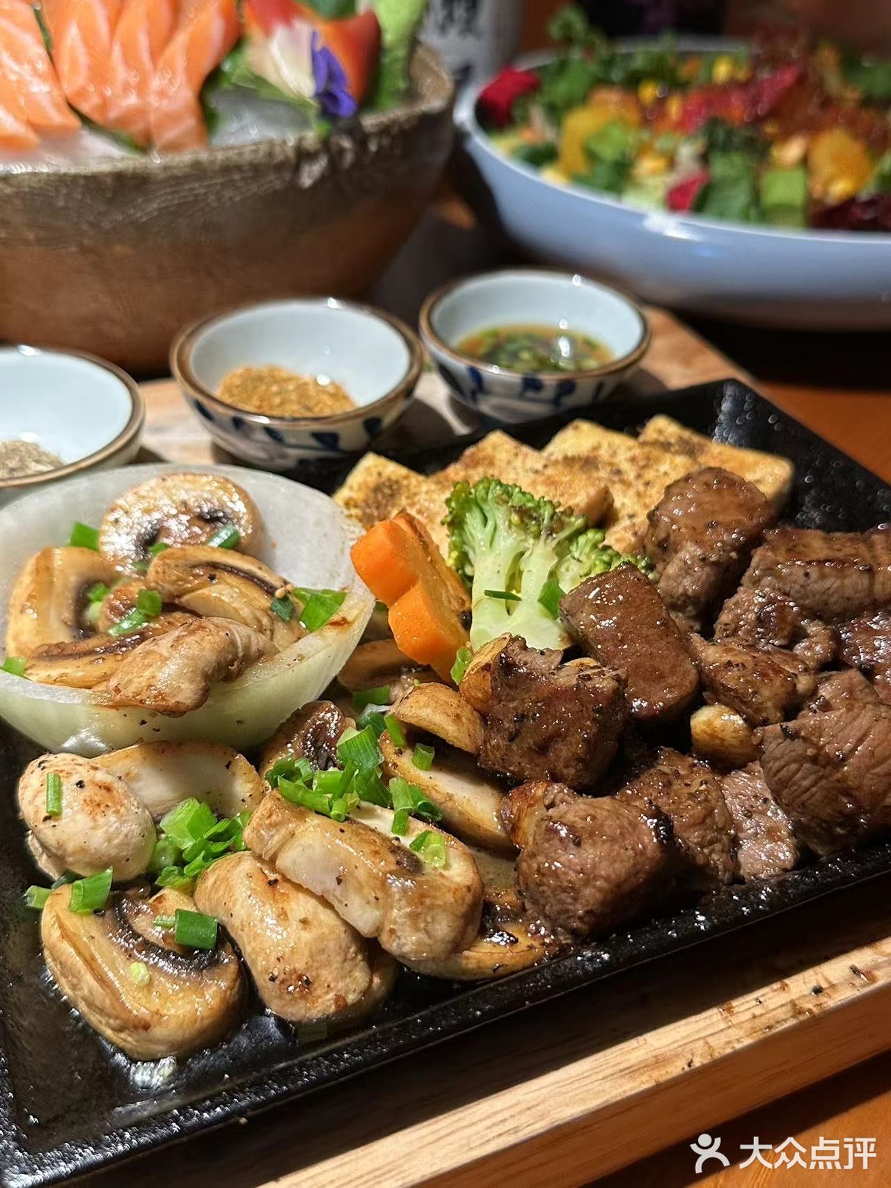 艾特你的饭搭子陪你吃[亲亲]