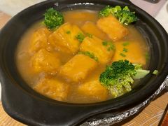自制鲍汁豆腐煲-李记潮汕砂锅粥(营福路店)