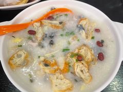 荔湾艇仔粥-卓粤拉肠(红庙店)