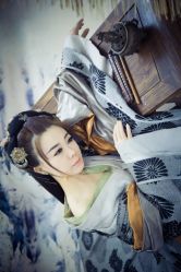 -九月鹰飞汉服摄影工作室