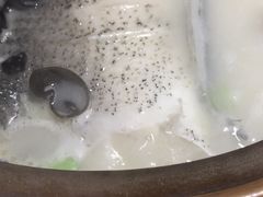 -姜君·千岛湖鱼头馆(浦东大道店)