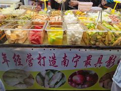 -肥姐酸嘢