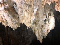 -巴马水晶宫
