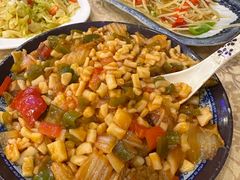 -维吾尔餐厅(宜山路店)