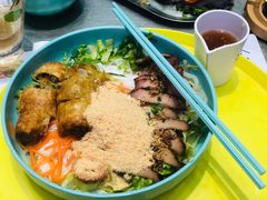 香茅烤猪颈肉春卷捞檬-蔡澜PHO(海岸城店)