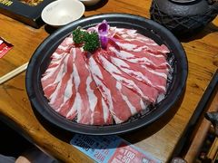 -老牌坊云南鱼豆花火锅(爱建店)