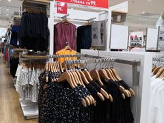 -优衣库(东莞东城万达广场店)