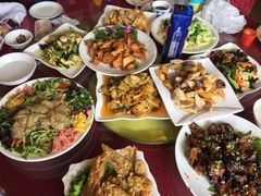 -鑫渔港海鲜本地菜·山海关浑锅(东戴河店)