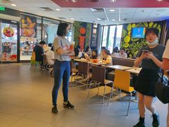 用餐区-麦当劳(龙湖时代天街店)
