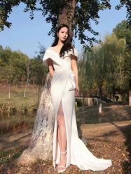 -NaNa婚纱礼服馆