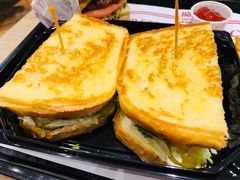 -The Habit Burger Grill 哈比特汉堡(爱琴海店)
