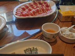 -额尔敦传统涮火锅·烧烤(鑫源山庄店)