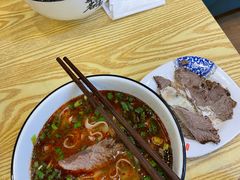 -德元兰州纯汤牛肉面
