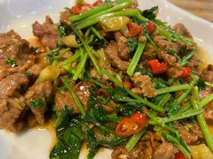 小炒黄牛肉-湘聚南县土菜馆(龙山二路店)