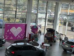 -成都中升汇迪奥迪4S店(奥特莱斯店)