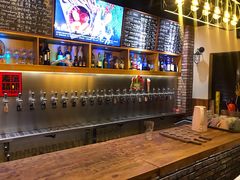 -麦落精酿啤酒餐吧(先农大院店)