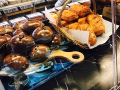 -皇冠幸福里动物奶油生日蛋糕(万达店)