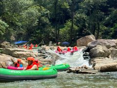 -雅鲁激流探险漂流