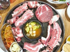 -江南猪肉商会无限续吃(弘大店)