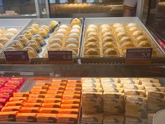 -HappyMiss花满楼·鲜花饼·鲜花茶·伴手礼(上海环球港店)