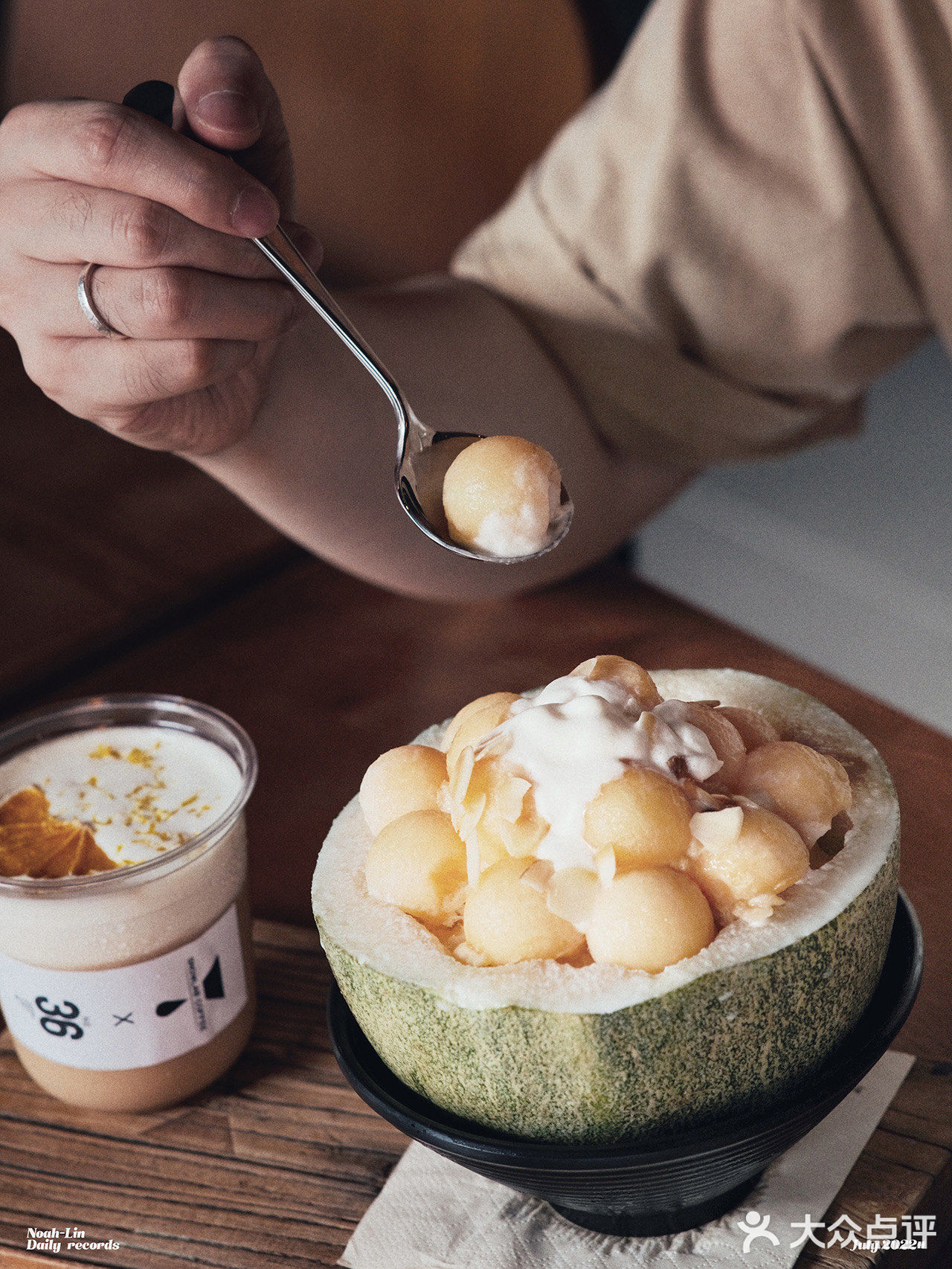 这个夏天爱上这家好看又能吃刨冰的咖啡馆🍧