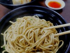猪葱油拌面-赵宝美煎包店