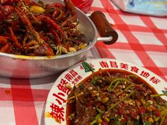 -辣小鲜·南昌大排档(船山路店)