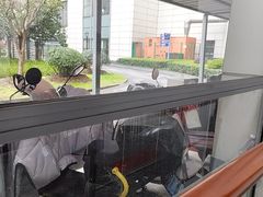 -肯德基(东安路站店)