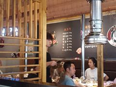 大堂-唯成•韩国炭火烤肉 유성고기