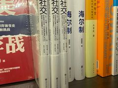 -钟书阁(松江泰晤士小镇店)