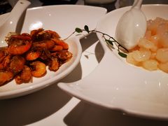 油爆小河虾-屋里厢上海菜馆