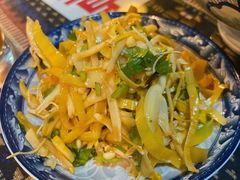 凉拌芭蕉花-蜗牛小馆醉乡民谣云南菜(惠新西里店)