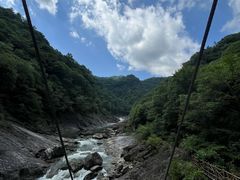 -燕子河大峡谷天坑仙境